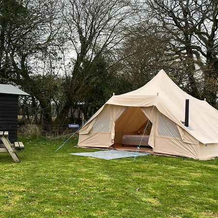 1 Glamping Tent With Kitchen & Electric On Small Family Campsite, No Bedding Supplied นาร์เบิร์ธ ภายนอก รูปภาพ
